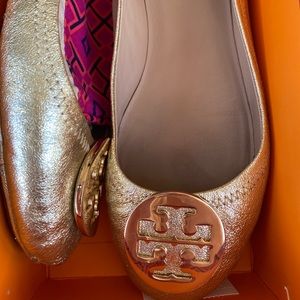 Brand new in box Tory Burch flats 8.5